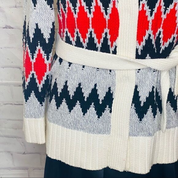 Two by Vince Camuto Jacquard Cozy Cardigan with belt - Picture 6 of 10